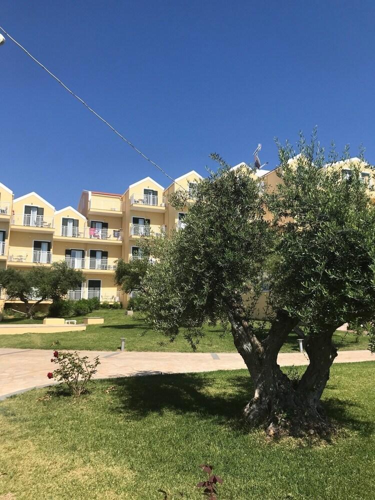 Lassi Hotel Dış mekan fotoğraf