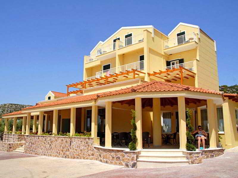 Lassi Hotel Dış mekan fotoğraf